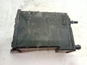 Gebruikte Roetfilter Ford Puma Prijs € 55,00 Margeregeling aangeboden door Van der Ven Autorecycling B.V.