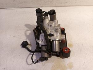 Gebruikte Hydrauliek pomp BMW 5-Serie Prijs € 50,00 Margeregeling aangeboden door Van der Ven Autorecycling B.V.