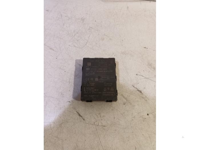 Gebruikte Computer Diversen Skoda Superb Prijs € 70,00 Margeregeling aangeboden door Van der Ven Autorecycling B.V.