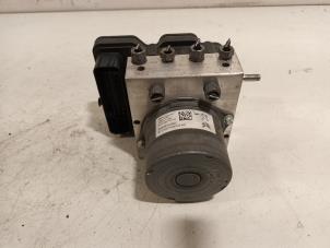 Gebruikte ABS Pomp Citroen Berlingo Prijs € 85,00 Margeregeling aangeboden door Van der Ven Autorecycling B.V.