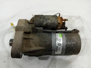 Gebruikte Computer Motormanagement Renault Master Prijs € 65,00 Margeregeling aangeboden door Van der Ven Autorecycling B.V.