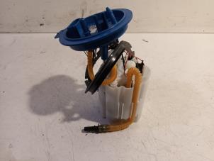 Gebruikte Tank element Pomp Skoda Superb Prijs € 110,00 Margeregeling aangeboden door Van der Ven Autorecycling B.V.