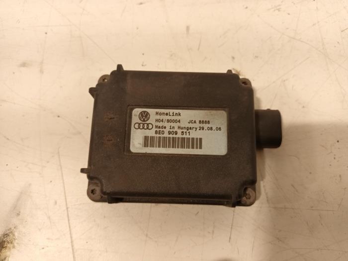 Gebruikte Computer Diversen Audi S6 Prijs € 155,00 Margeregeling aangeboden door Van der Ven Autorecycling B.V.