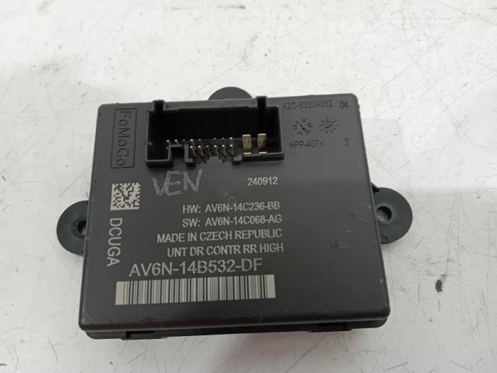 Gebruikte Computer Diversen Ford C-Max Prijs € 35,00 Margeregeling aangeboden door Van der Ven Autorecycling B.V.