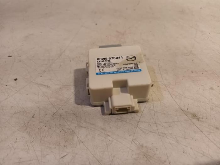 Gebruikte Computer Diversen Mazda 3 Prijs € 25,00 Margeregeling aangeboden door Van der Ven Autorecycling B.V.