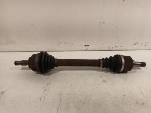 Gebruikte Homokineetas links-voor Peugeot 308 Prijs € 15,00 Margeregeling aangeboden door Van der Ven Autorecycling B.V.