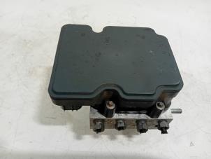 Gebruikte ABS Pomp Peugeot 308 Prijs € 75,00 Margeregeling aangeboden door Van der Ven Autorecycling B.V.