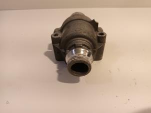 Gebruikte Thermostaathuis Ford Usa Mustang Prijs € 35,00 Margeregeling aangeboden door Van der Ven Autorecycling B.V.