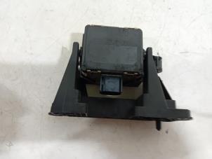 Gebruikte Cruise control sensor Renault Kadjar Prijs € 340,00 Margeregeling aangeboden door Van der Ven Autorecycling B.V.