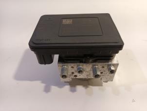 Gebruikte ABS Pomp Mazda 2 Prijs € 100,00 Margeregeling aangeboden door Van der Ven Autorecycling B.V.