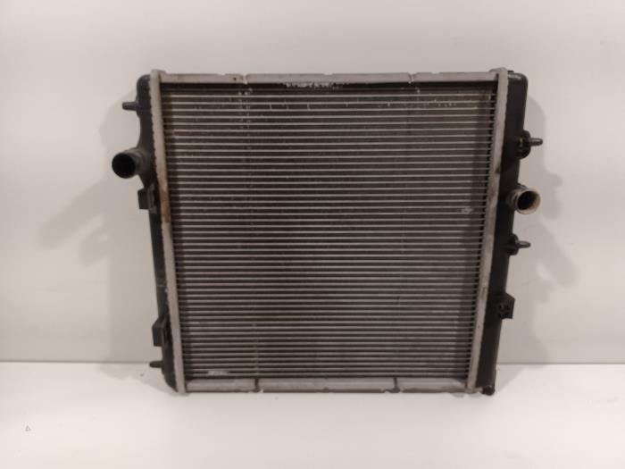 Gebruikte Radiateur Peugeot 208 Prijs € 25,00 Margeregeling aangeboden door Van der Ven Autorecycling B.V.