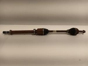 Gebruikte Steekas rechts-voor Renault Clio Prijs € 45,00 Margeregeling aangeboden door Van der Ven Autorecycling B.V.