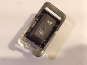 Gebruikte Cruise Control Bediening Renault Zoe Prijs € 20,00 Margeregeling aangeboden door Van der Ven Autorecycling B.V.