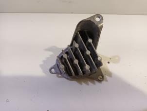 Gebruikte Computer Diversen Opel Crossland X Prijs € 60,00 Margeregeling aangeboden door Van der Ven Autorecycling B.V.