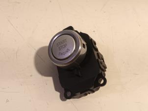 Gebruikte Start/Stop schakelaar BMW 5-Serie Prijs € 20,00 Margeregeling aangeboden door Van der Ven Autorecycling B.V.