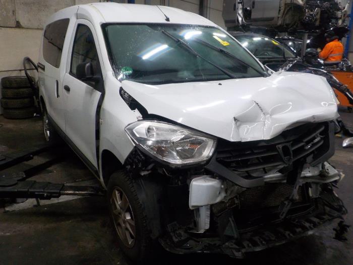 Aandrijfas links-voor van een Dacia Dokker 2016