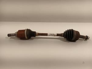 Gebruikte Steekas links-voor Dacia Dokker Prijs € 50,00 Margeregeling aangeboden door Van der Ven Autorecycling B.V.