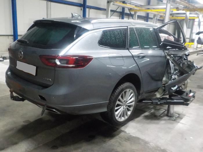 Dynamo van een Opel Insignia 2017