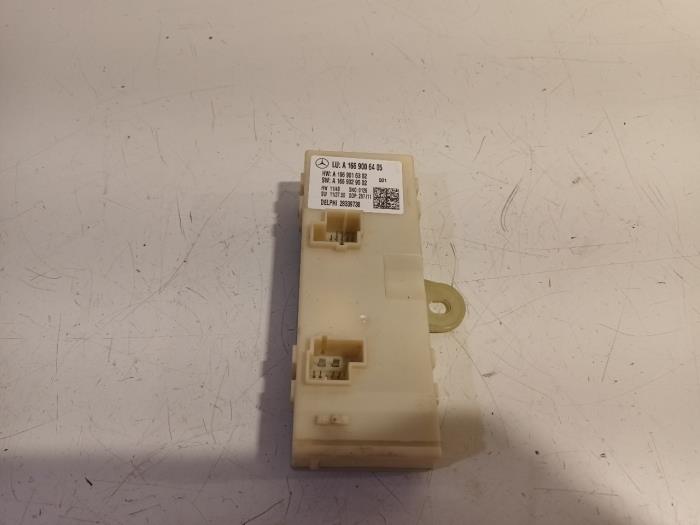 Gebruikte Computer Diversen Mercedes ML-Klasse Prijs € 195,00 Margeregeling aangeboden door Van der Ven Autorecycling B.V.