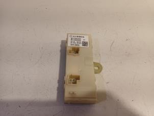 Gebruikte Computer Diversen Mercedes ML-Klasse Prijs € 195,00 Margeregeling aangeboden door Van der Ven Autorecycling B.V.