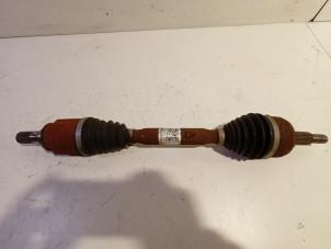 Gebruikte Homokineetas links-voor Renault Captur Prijs € 60,00 Margeregeling aangeboden door Van der Ven Autorecycling B.V.