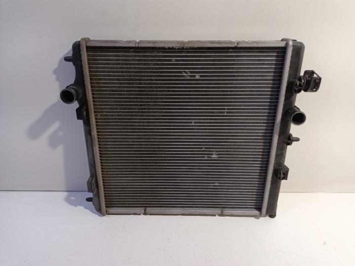 Gebruikte Radiateur Peugeot 207 Prijs € 15,00 Margeregeling aangeboden door Van der Ven Autorecycling B.V.