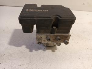 Gebruikte ABS Pomp Toyota Yaris Prijs € 150,00 Margeregeling aangeboden door Van der Ven Autorecycling B.V.