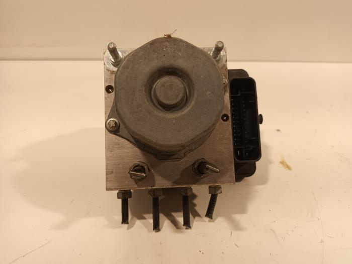 Gebruikte ABS Pomp Citroen C1 Prijs € 24,95 Margeregeling aangeboden door Van der Ven Autorecycling B.V.