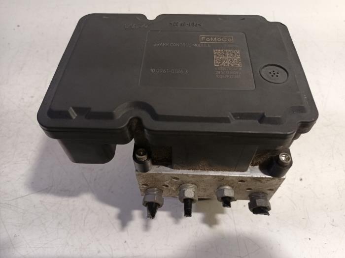 Gebruikte ABS Pomp Ford C-Max Prijs € 245,00 Margeregeling aangeboden door Van der Ven Autorecycling B.V.