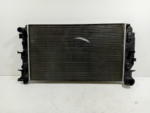 Gebruikte Radiateur Mercedes Sprinter Prijs € 90,00 Margeregeling aangeboden door Van der Ven Autorecycling B.V.
