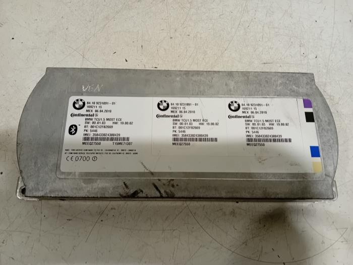 Gebruikte Bluetooth module BMW 5-Serie Prijs € 70,00 Margeregeling aangeboden door Van der Ven Autorecycling B.V.