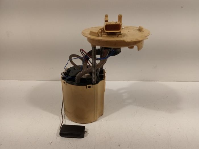 Gebruikte Tank element Pomp Opel Astra Prijs € 85,00 Margeregeling aangeboden door Van der Ven Autorecycling B.V.