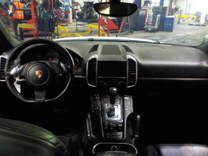 Computer Diversen van een Porsche Cayenne 2011