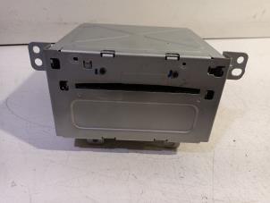 Gebruikte Radio Opel Astra Prijs € 50,00 Margeregeling aangeboden door Van der Ven Autorecycling B.V.