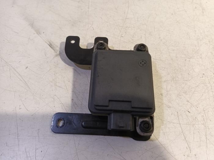 Gebruikte Computer Cruise Control Hyundai Grand Santa Fe Prijs € 135,00 Margeregeling aangeboden door Van der Ven Autorecycling B.V.