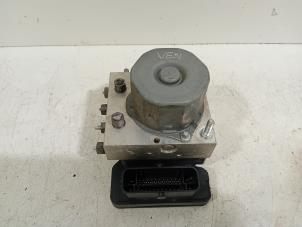 Gebruikte ABS Pomp Smart Forfour Prijs € 25,00 Margeregeling aangeboden door Van der Ven Autorecycling B.V.