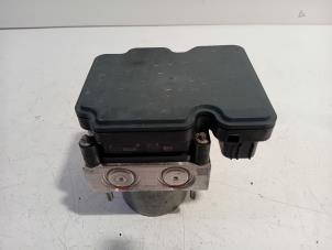 Gebruikte ABS Pomp Peugeot 3008 Prijs € 220,00 Margeregeling aangeboden door Van der Ven Autorecycling B.V.