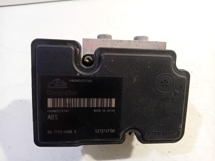 Gebruikte ABS Pomp Suzuki Swift Prijs € 149,95 Margeregeling aangeboden door Van der Ven Autorecycling B.V.