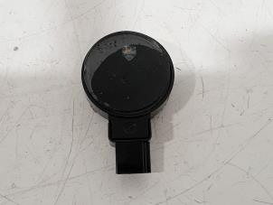 Gebruikte Sensor regen Renault Grand Scenic Prijs € 55,00 Margeregeling aangeboden door Van der Ven Autorecycling B.V.