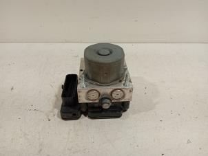 Gebruikte ABS Pomp Opel Corsa Prijs € 20,00 Margeregeling aangeboden door Van der Ven Autorecycling B.V.