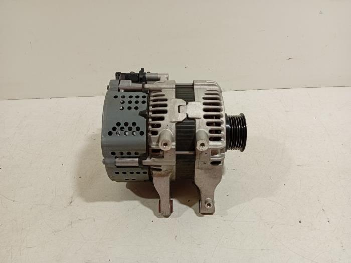 Gebruikte Dynamo Ford Focus Prijs € 179,00 Margeregeling aangeboden door Van der Ven Autorecycling B.V.