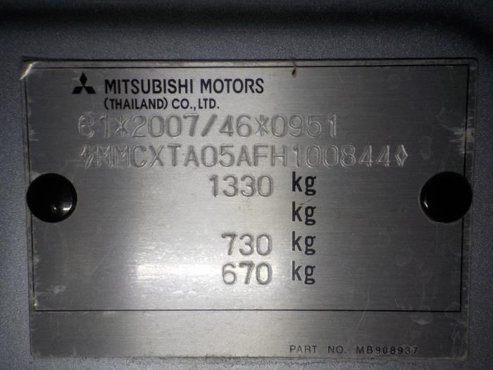 Combischakelaar Stuurkolom van een Mitsubishi Space Star 2015