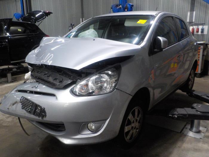 Combischakelaar Stuurkolom van een Mitsubishi Space Star 2015