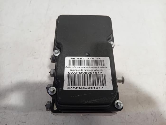 Gebruikte ABS Pomp Peugeot 308 Prijs € 60,00 Margeregeling aangeboden door Van der Ven Autorecycling B.V.