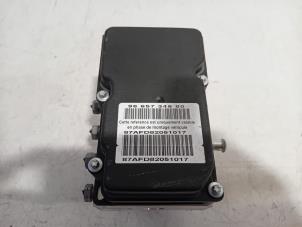 Gebruikte ABS Pomp Peugeot 308 Prijs € 60,00 Margeregeling aangeboden door Van der Ven Autorecycling B.V.