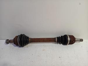 Gebruikte Homokineetas links-voor Peugeot 308 Prijs € 20,00 Margeregeling aangeboden door Van der Ven Autorecycling B.V.