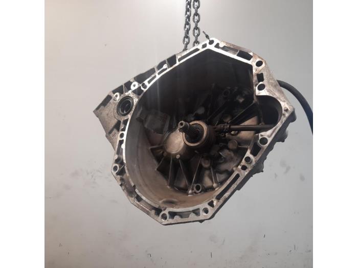 Gebruikte Versnellingsbak Renault Megane Prijs € 149,99 Margeregeling aangeboden door Van der Ven Autorecycling B.V.