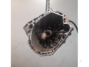 Gebruikte Versnellingsbak Renault Megane Prijs € 269,00 Margeregeling aangeboden door Van der Ven Autorecycling B.V.