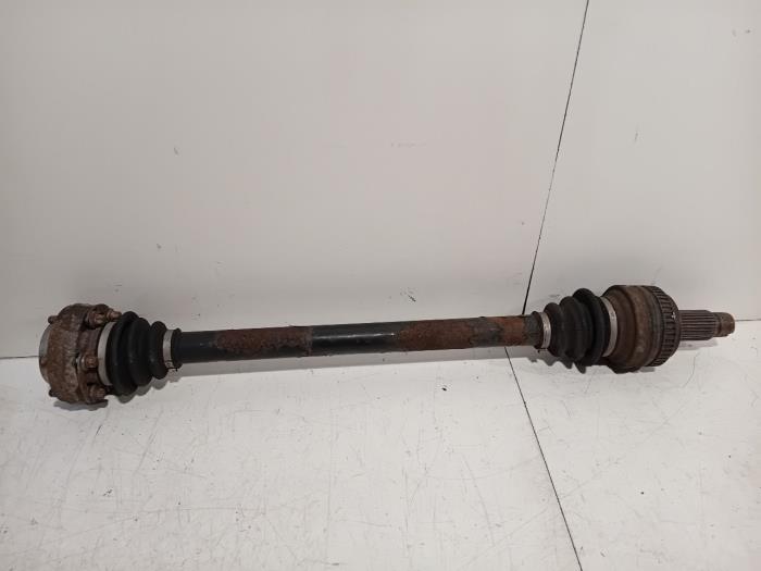 Gebruikte Aandrijfas rechts-achter BMW X3 Prijs € 65,00 Margeregeling aangeboden door Van der Ven Autorecycling B.V.