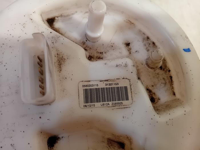 Brandstofpomp Elektrisch van een Volvo V40 2015